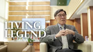 몸을 밀어 넣어 길을 내고야 마는 사람이 있다